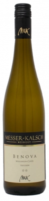 Zum Wein / Sekt: 2021er Benova trocken ** Weisswein-Cuvée
