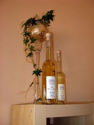 Zum Wein / Sekt: Feines Kirsch - Wasser 40% 0.5L