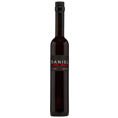 Zum Wein / Sekt: Alter Weinbrand X.O. Geisenheimer St. Laurent
