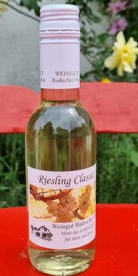 Zum Wein / Sekt: Riesling classic 9.5% vol.. 0.25l