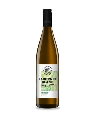 Zum Wein / Sekt: 2022er Cabernet Blanc QbA trocken 